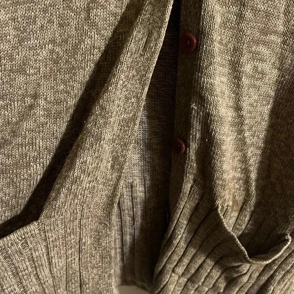 KERRI & KELSEY Cardigan - Picture 3 of 7